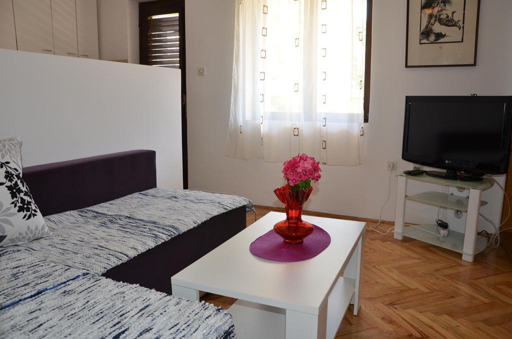 Mg Apartments And Rooms Будва Екстериор снимка