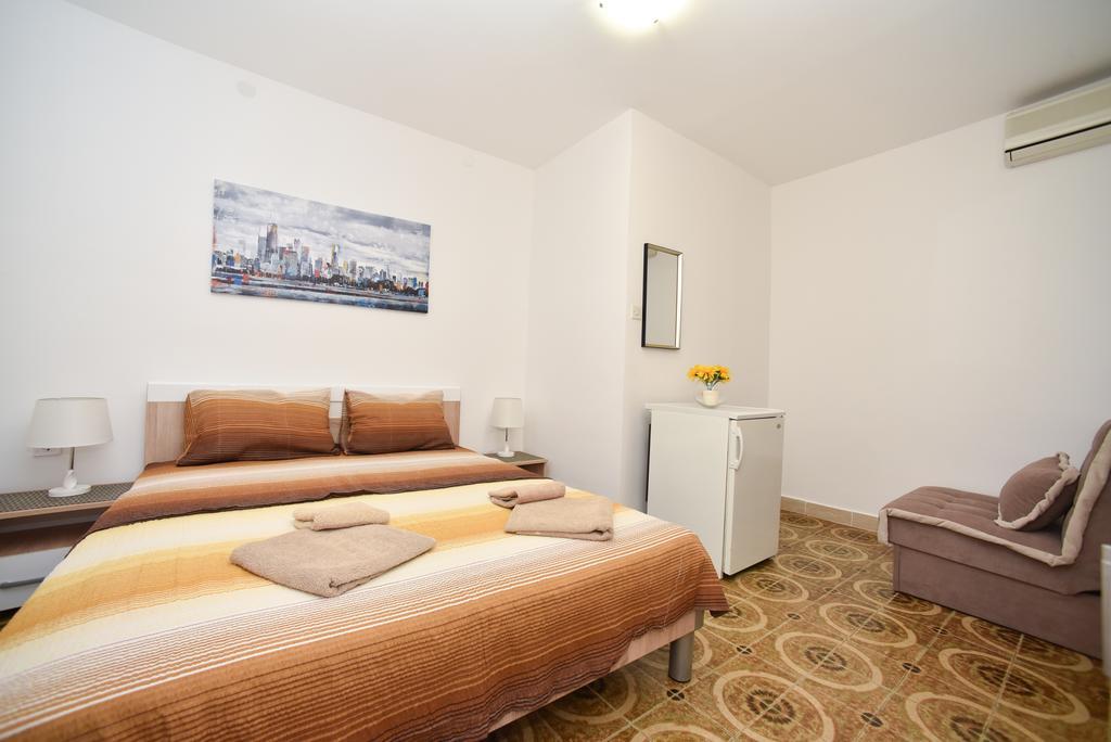 Mg Apartments And Rooms Будва Екстериор снимка