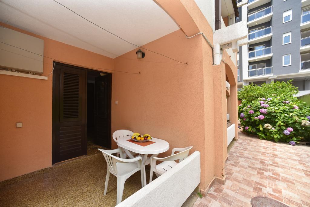 Mg Apartments And Rooms Будва Екстериор снимка