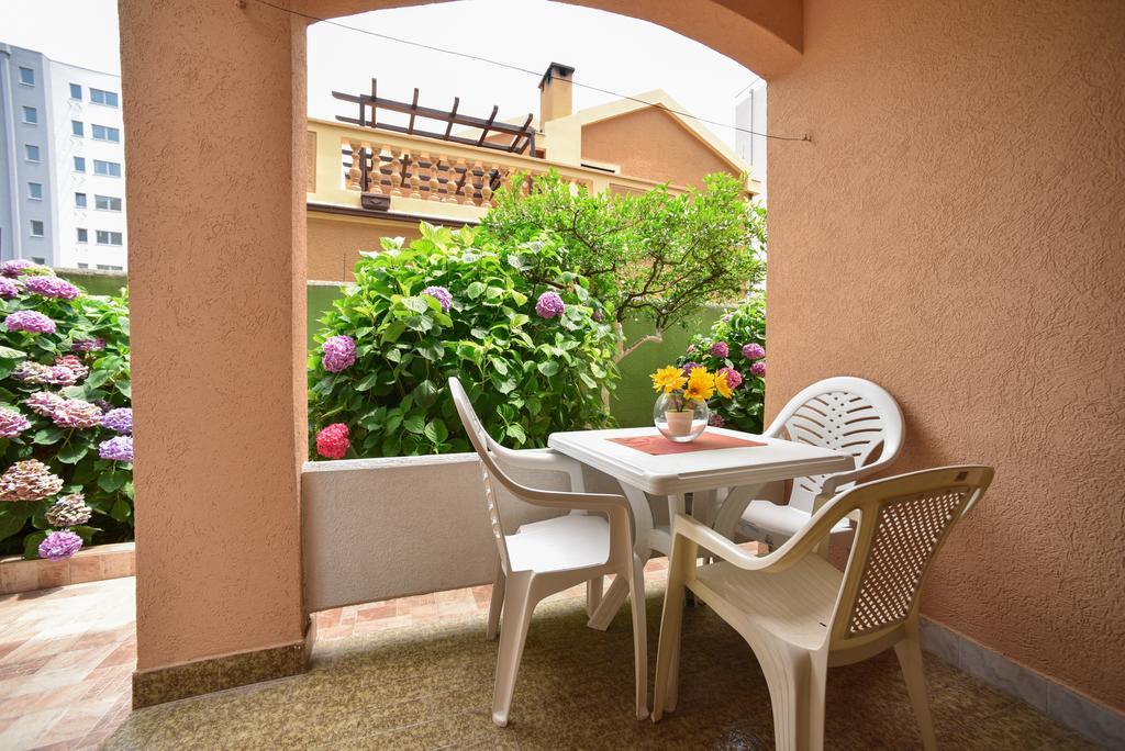 Mg Apartments And Rooms Будва Екстериор снимка